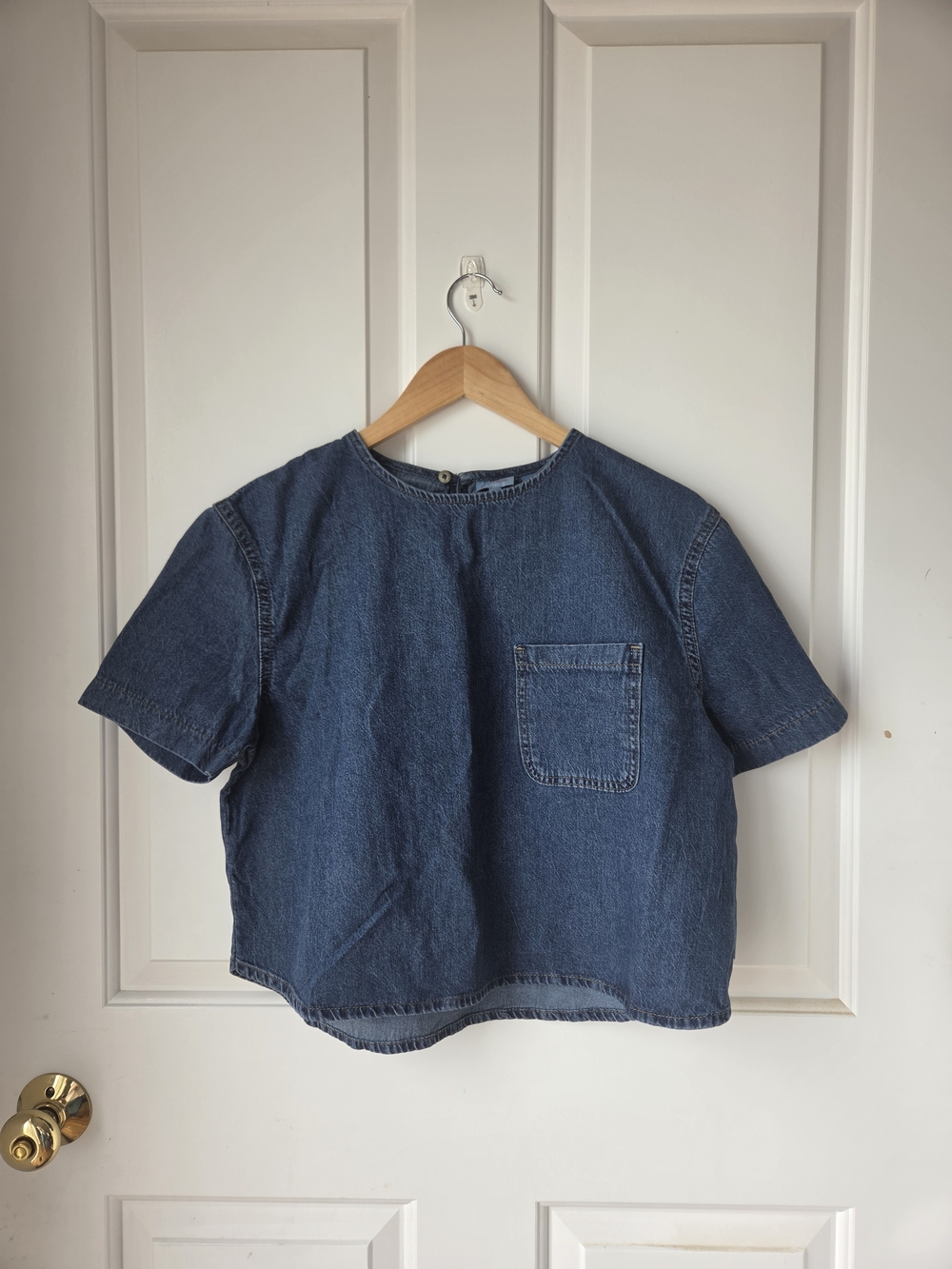 Levi's Pullover Boxy Crop Top